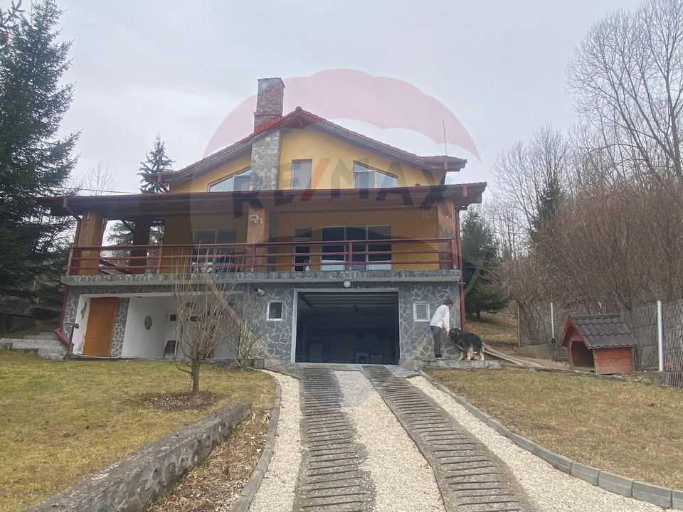 Casă / Vilă cu 6 camere de vânzare Podul Dambovitei/ Arges