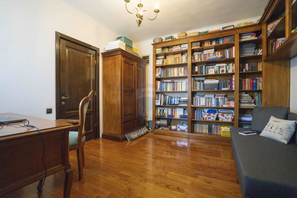 5 room House / Villa for sale, Dealuri Oradea area
