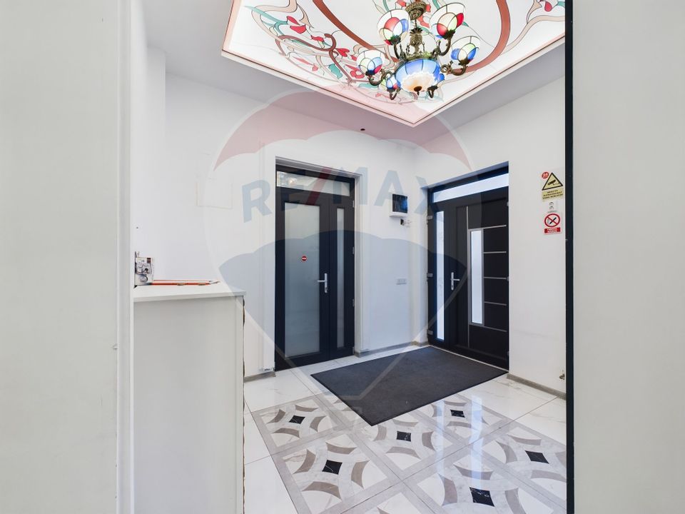 4 room House / Villa for sale, Eroii Revolutiei area