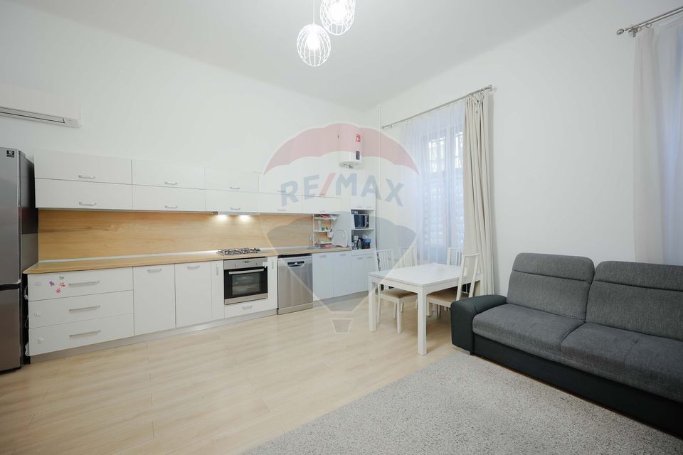 3 room Apartment for sale, Ultracentral area