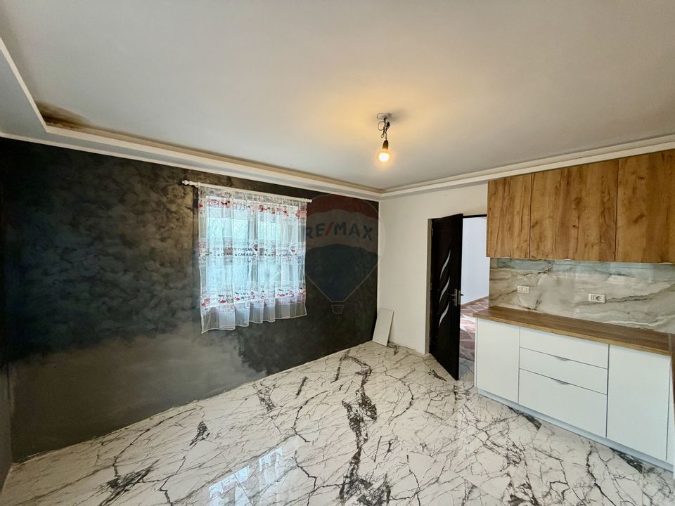 Casă / Vilă cu 8 camere