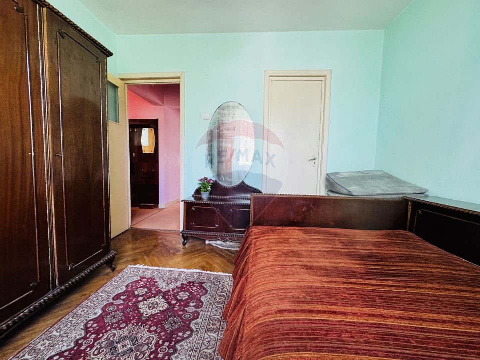 4 room Apartment for sale, Central area