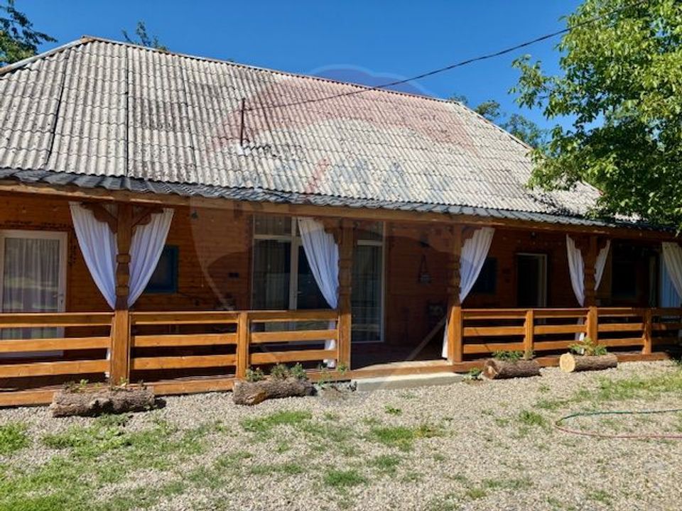 5 room House / Villa for sale