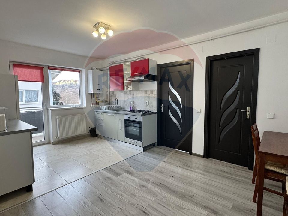 Apartament 3 camere. de închiriat, Florești