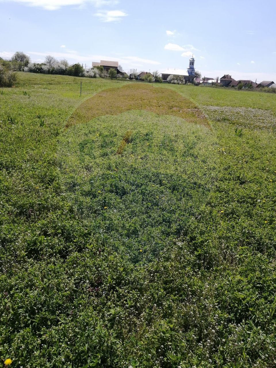 Land 6,574sqm Les / Soseaua Principala