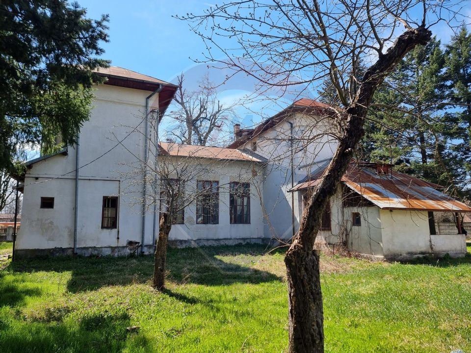 403sq.m Proprietate specială for sale, Central area