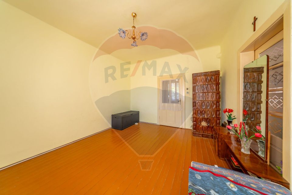 4 room House / Villa for sale, Aurel Vlaicu area