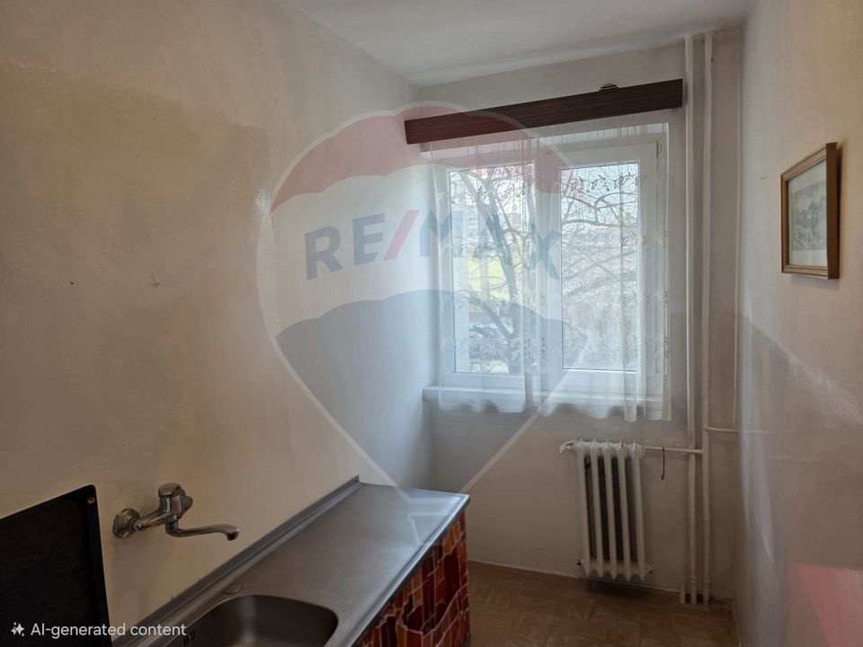 Apartament cu 3 camere de vânzare în zona Take Ionescu