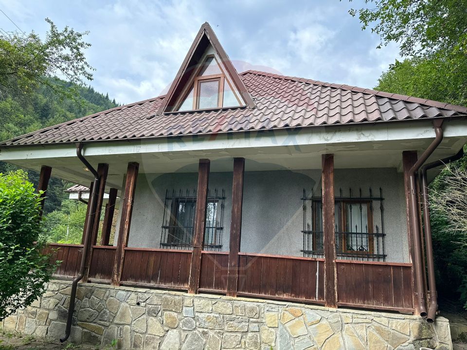 5 room House / Villa for sale