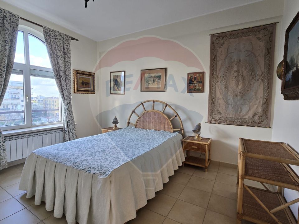 DE VANZARE Apartament cu 4 camere în Mamaia Nord