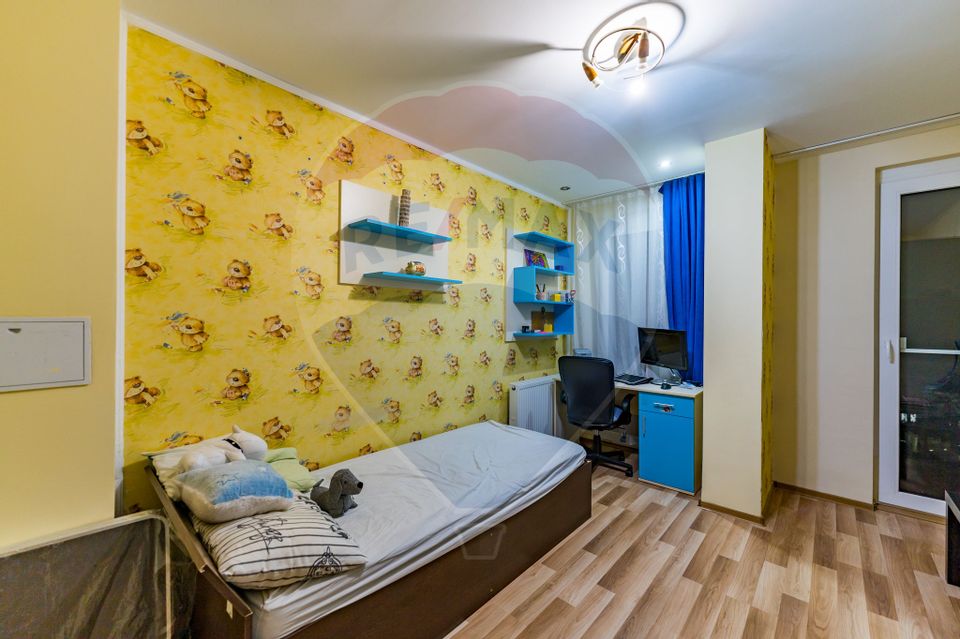 Apartament modern la Bermo Micalaca
