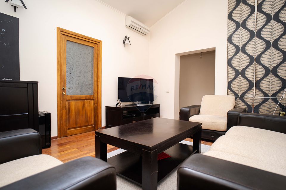 Apartament 3 camere pe strada Păcurari