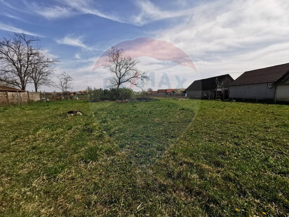 De vânzare teren intravilan, 3,775 mp, Cefa