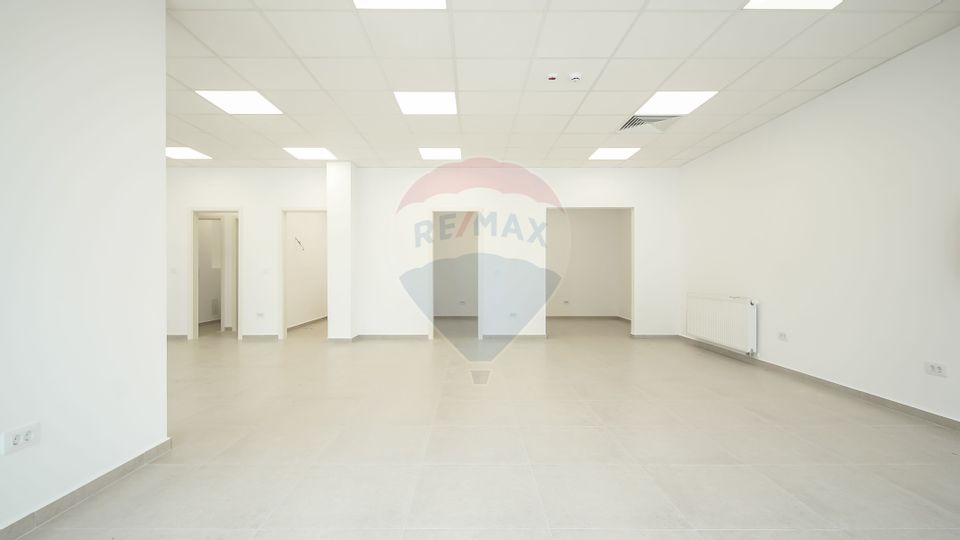 88sq.m Commercial Space for rent, Tractorul area