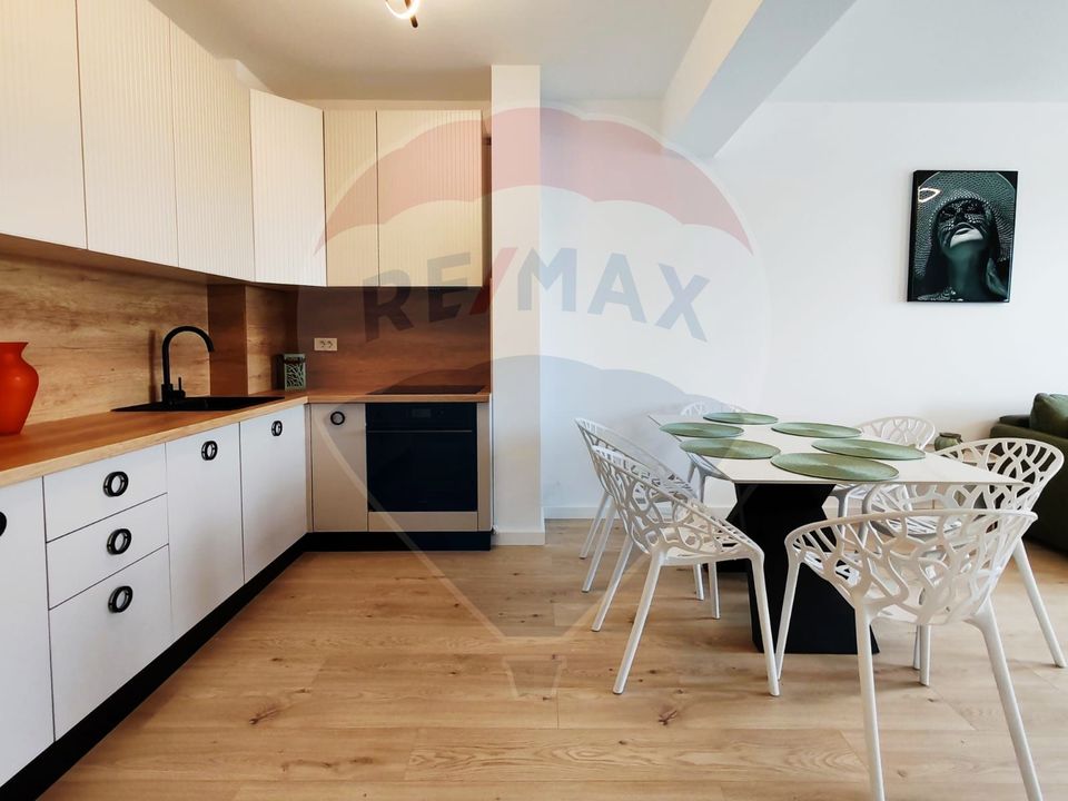 Apartament cu 3 camere de închiriat, Prima ARENA, cu loc de parcare