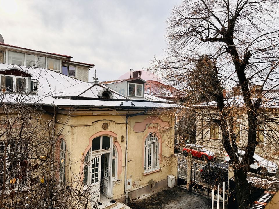 Apartament cu 2 camere în vilă | parcul Carol | 67! mp | parcare