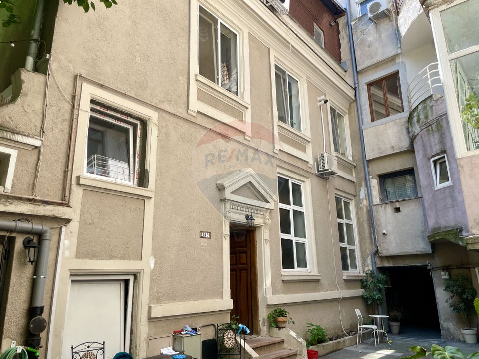 104sq.m Commercial Space for sale, Armeneasca area