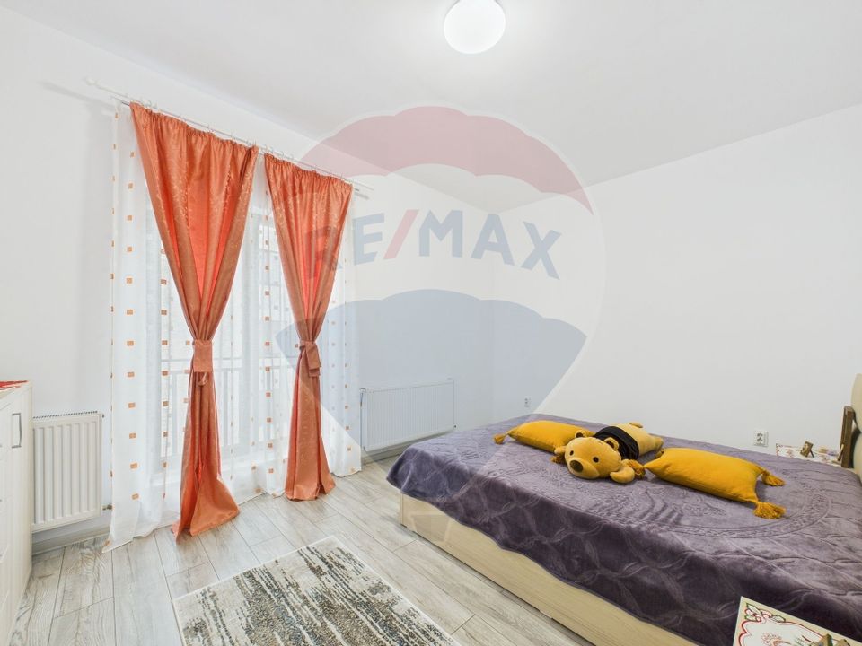 Vila cu 5 camere de vânzare în Bragadiru Strada Safirului