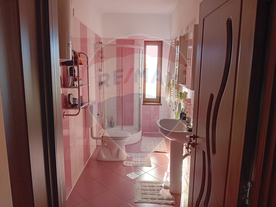 5 room House / Villa for sale