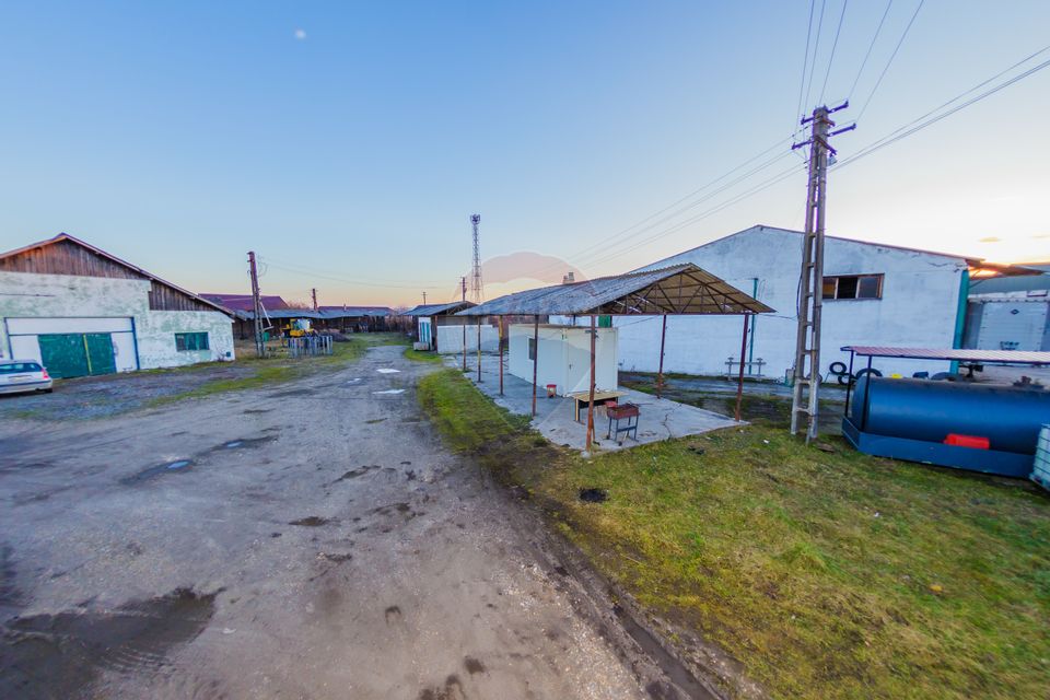4,500sq.m Industrial Space for sale