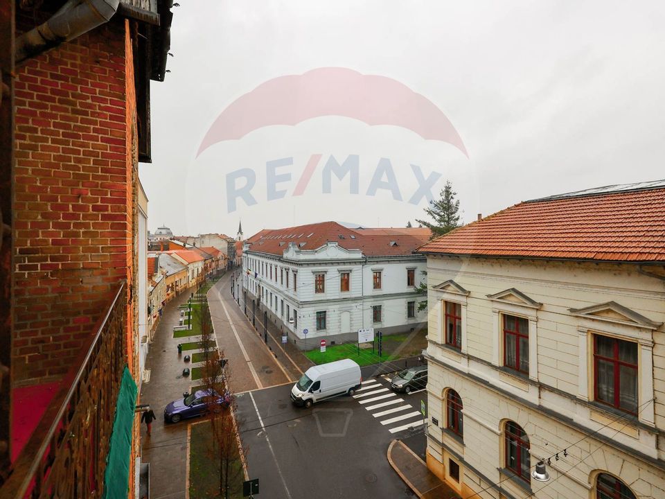 Apartament de vânzare cu suprafață de 150mp, Ultracentral, Oradea