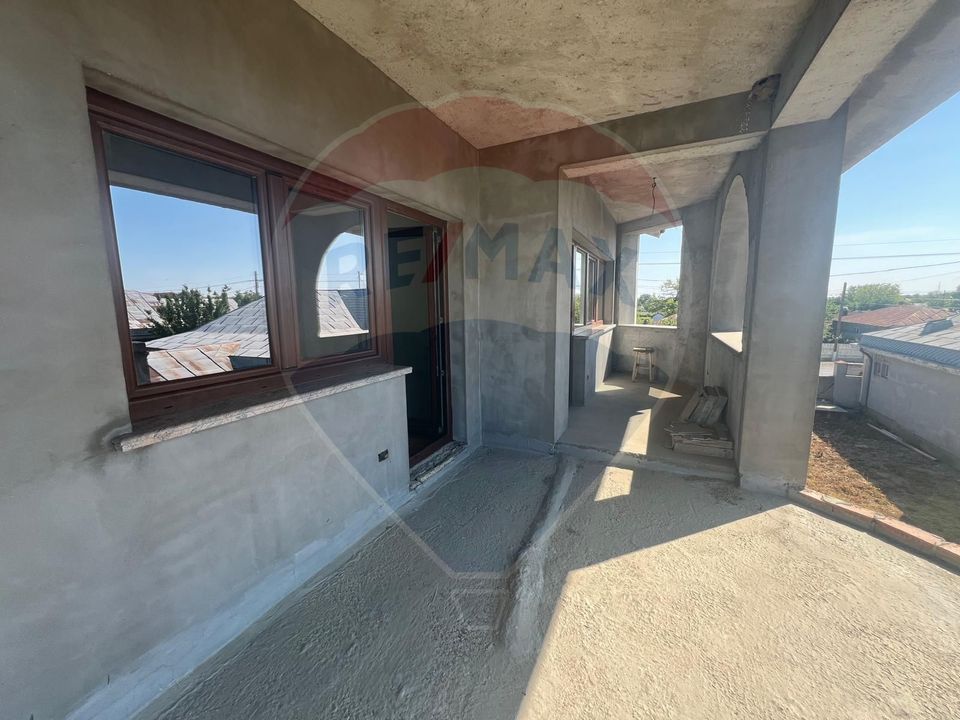 6 room House / Villa for sale