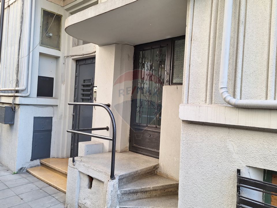 Apartament de 4 camere,  ultracentral