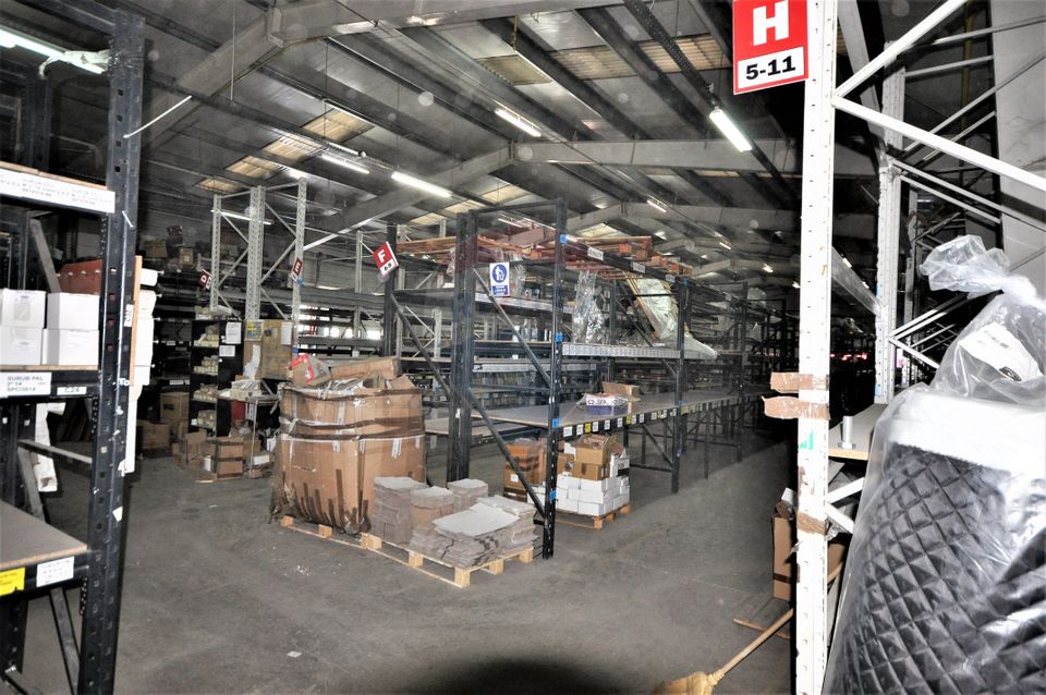 RENT!!! Showroom, offices and storage space Brasov