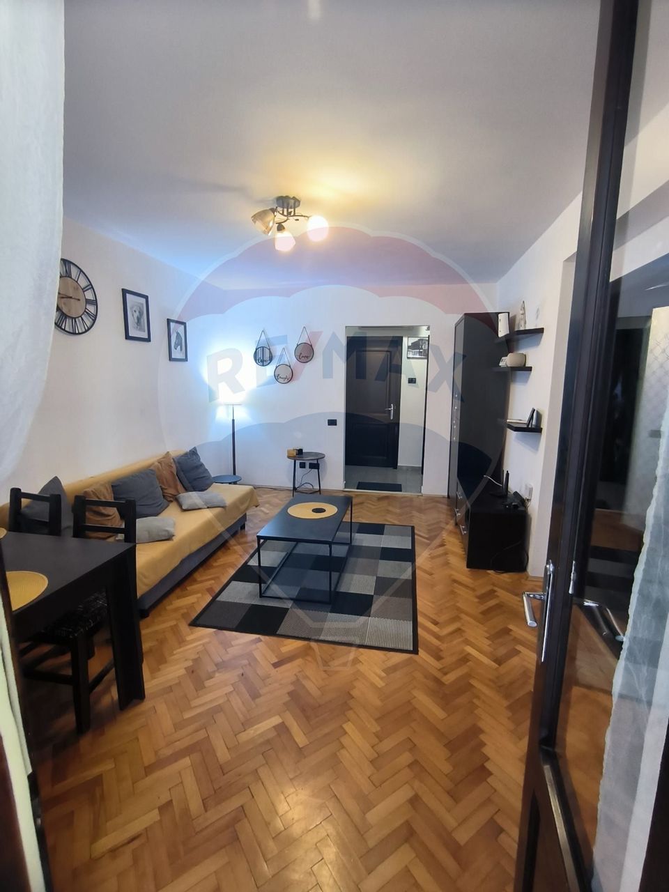 2 room Apartment for rent, Central area