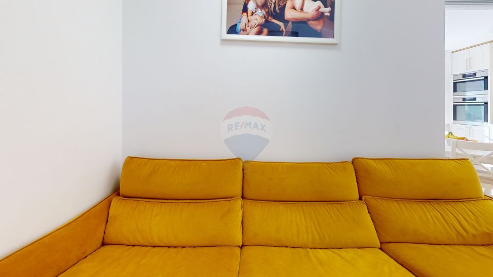 Vila in complex rezidential, multiple locuri joaca & piscina