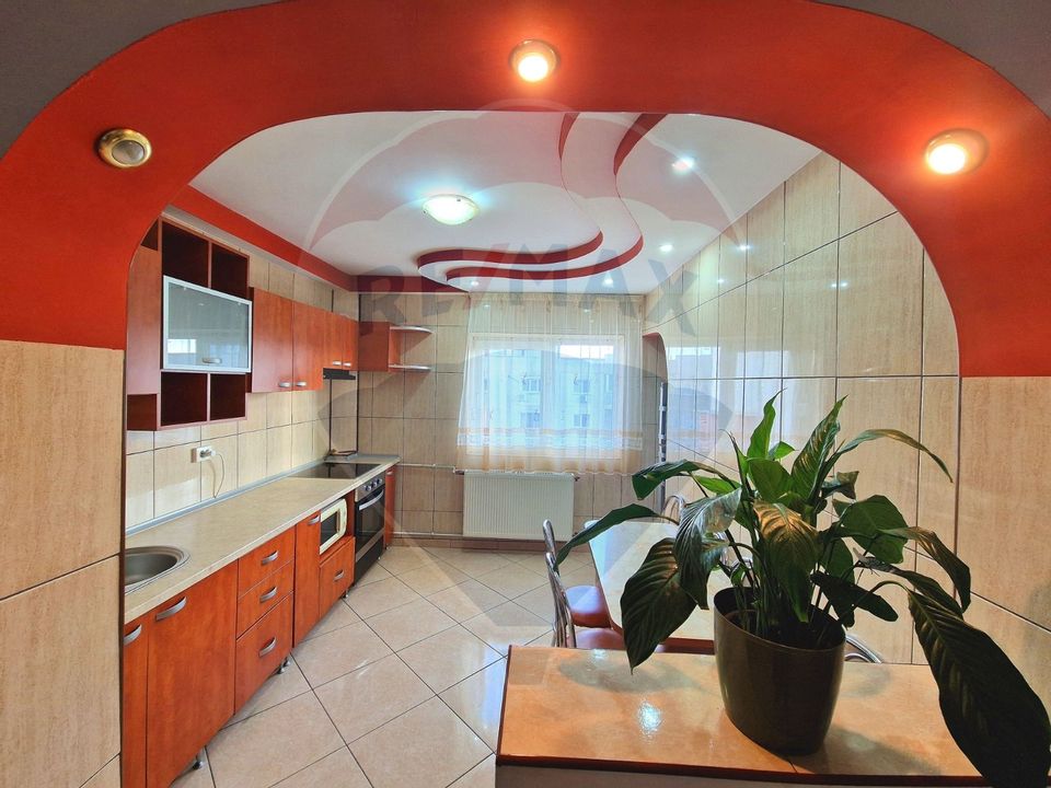 4 room Apartment for rent, 13 Septembrie area