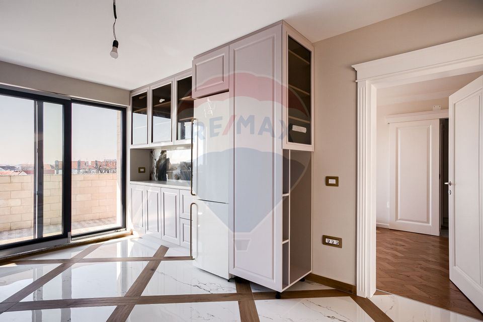 Penthouse exclusivist pe două niveluri, cu terasă– zona Intim