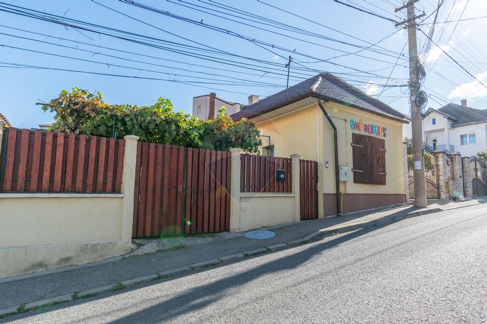 Casa de inchiriat in Andrei Muresanu, str. Anatol France