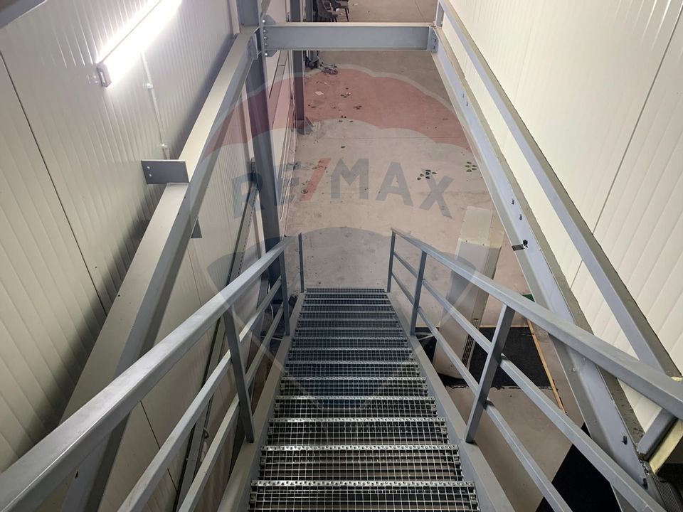 Spațiu industrial de 460mp de închiriat în zona Romanesti
