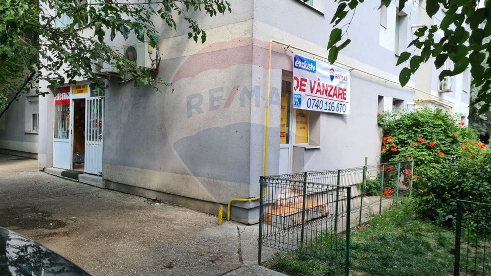 55sq.m Commercial Space for rent, Central area