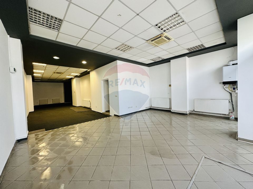 Spațiu comercial 120 m Bulevardul Bucuresti