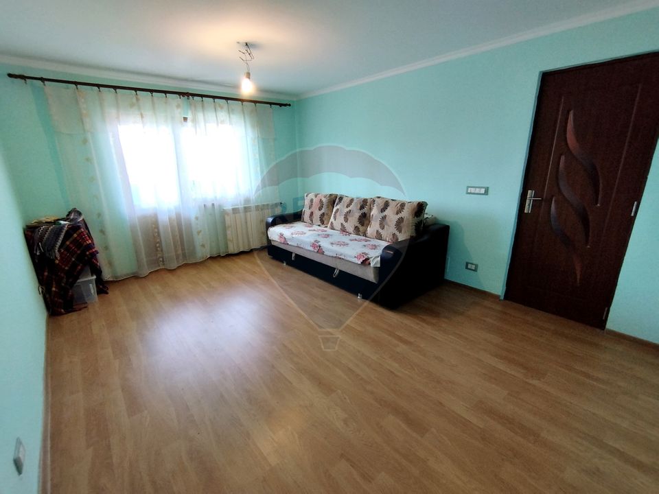 Apartament cu 2 camere de vânzare, strada Nordului