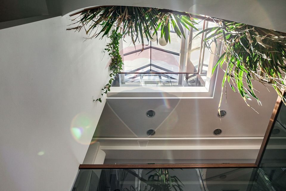 Clădire de birouri Micalaca pe principală, vad si vizibilitate sporită