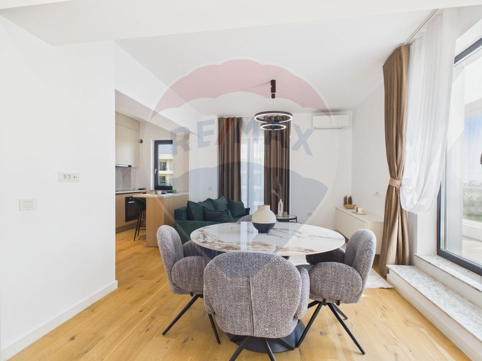 Apartament utilat complet, prima inchirere, cu terasa de 25 mp