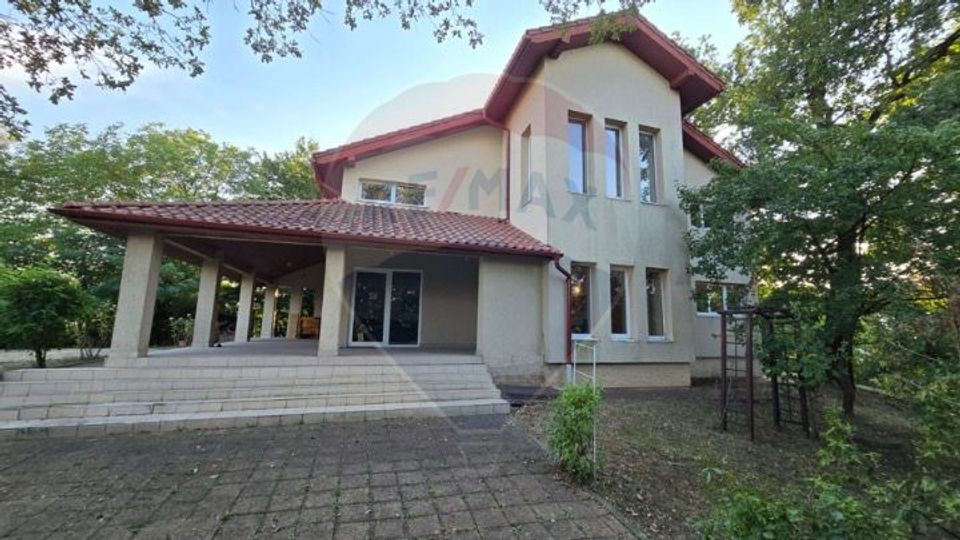 Casa individuala de inchiriat I Muzeul Etnografic-Taietura Turcului