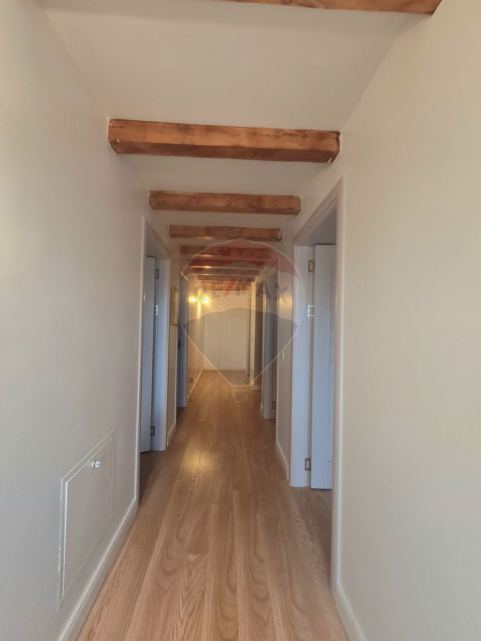 Vila moderna P+M cu 4 camere de vânzare