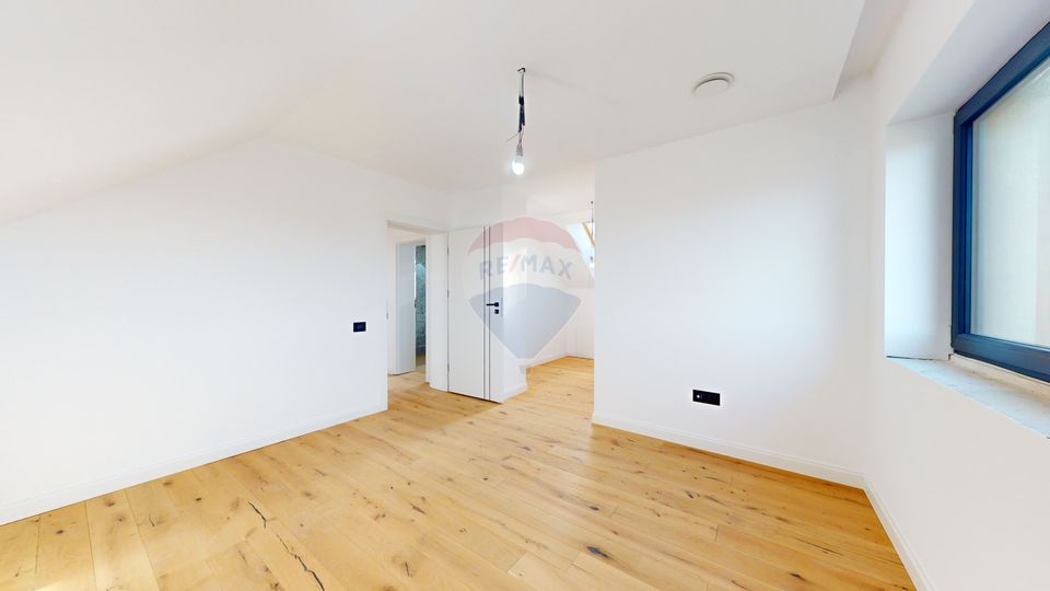 Eficiență Energetică A+ | Cristian | Finisaje Premium | Curte Modernă