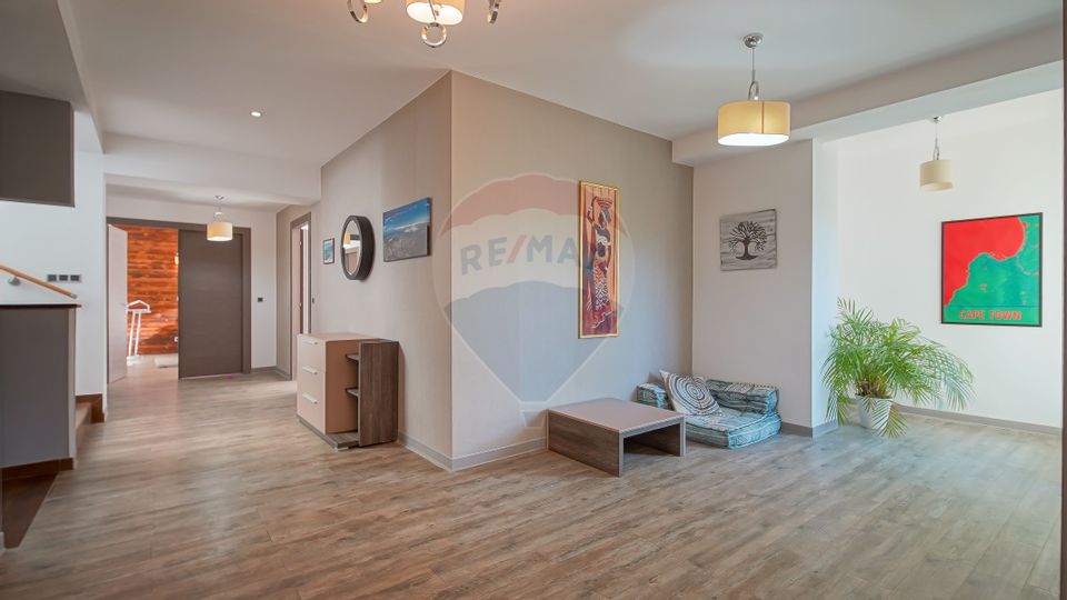 EXCLUSIVITATE ÎN POIANA BRAȘOV – PENTHOUSE IMPRESIONANT DE 268 MP