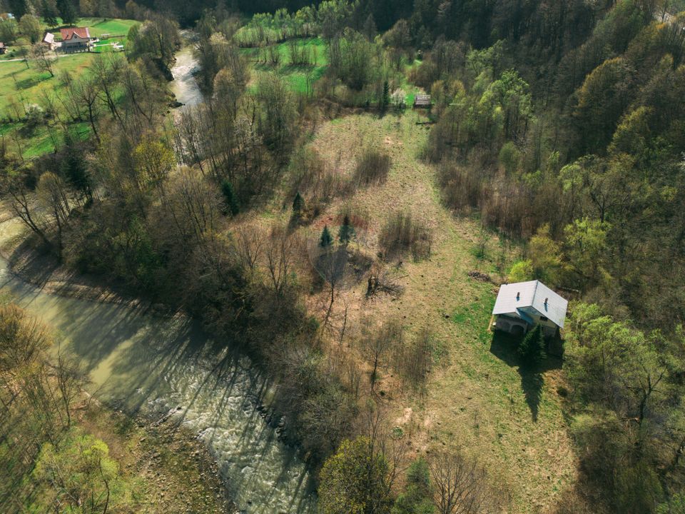 Land 30,283sqm Cazaci / Strada Principala DC 135