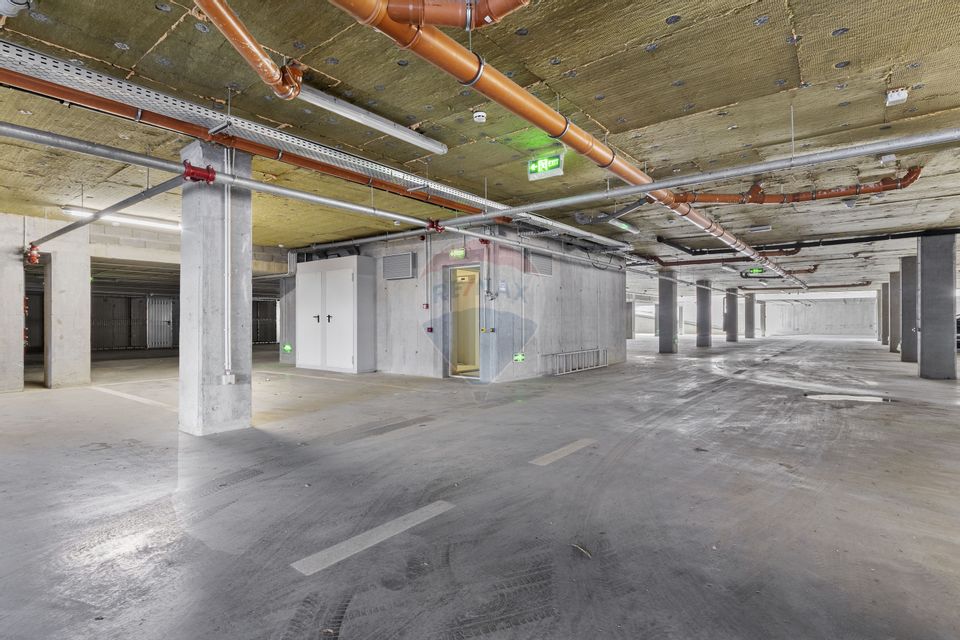 PENTHOUSE 3 camere, parcare subterana de vânzare,  zona Torontalului