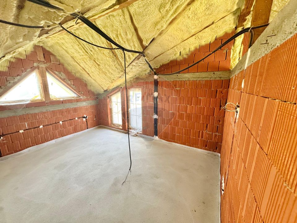 5 room House / Villa for sale, Central area