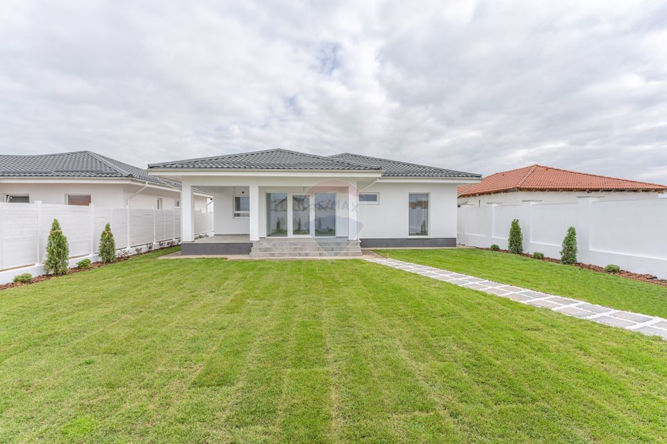 VILA BEST-  Casa individuala, noua, 4 camere, teren 527mp