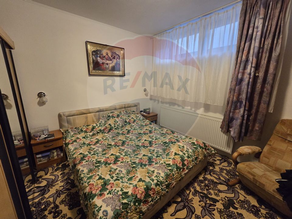 10 room Hotel / Pension for sale