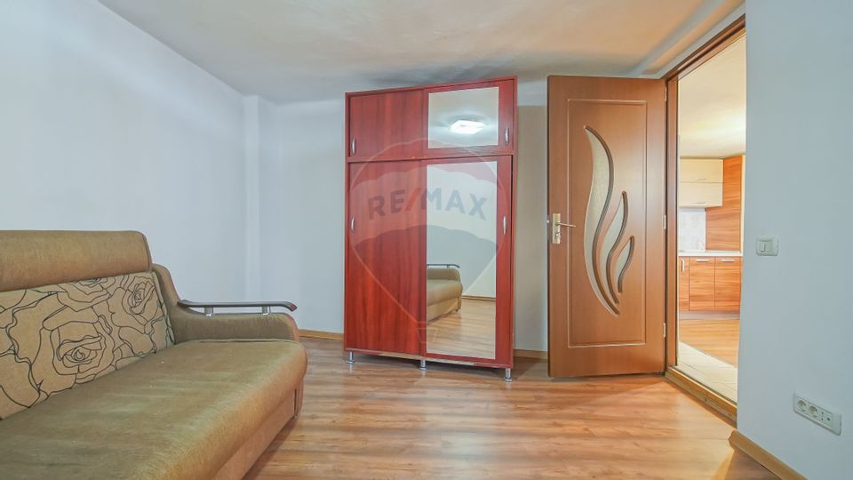 Casă individuală cu 3 camere, Șchei