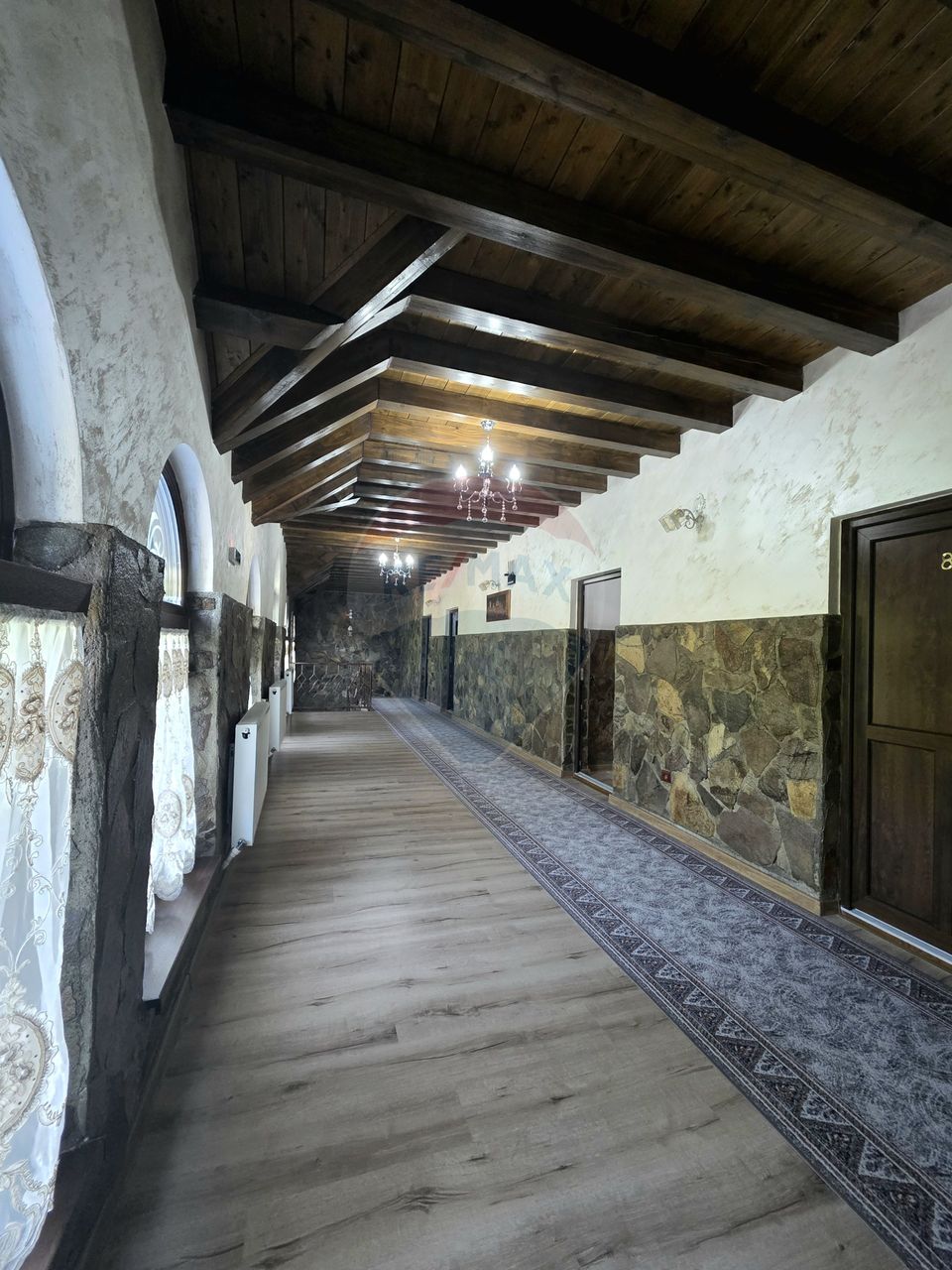 11 room Hotel / Pension for sale, Central area